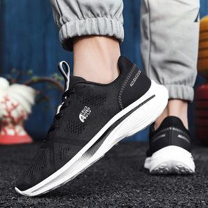 Fashion Running Chaussures pour hommes Femmes respirantes Black Blanc rouge Gai-22 Mens Trainers Femme Sneakers Taille 7-10 Gai