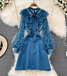 Fashion Runway Spring Autumn Mini Dress Women039s Per perle Col de nouage à manches longues Ruffles en dentelle Broderie Vintage Party Vestidos 25206885