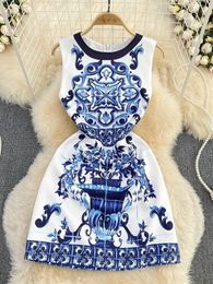 Fashion Runway zomer korte jurk dames mouwloze elegante blauwe en witte porselein bloem print vakantietank mini vestidos 240410