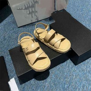 Fashion Sandals Luxury Design 2023 Channel Women Sexy High Heel Leather Letter Logo Wedding Party Casual Slippers 07-06