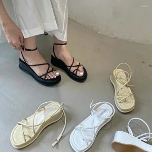 Sandales de mode Toe Open Femmes Design Summer Band Nume Dress Chaussures Plateforme Talages Talons Ladies Strap Gladiator Sandalias