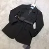 Top pour femmes manteau manteau de début de printemps vestes de créateurs de mode assortiment de triangle inversé