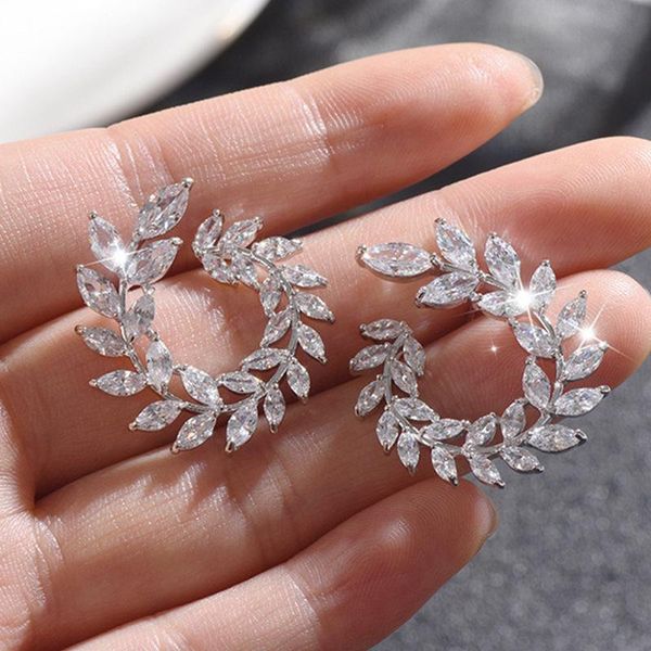 Mode brillant blanc clair zircon cubique cristal pierre fleur boucle d'oreille pour femmes filles mariage Boucle D'oreille Arete