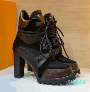 Botas cortas nude de moda clásicas de otoño e invierno para mujer, botines de tacón alto con suela gruesa y boda informal, cuero transpirable a juego