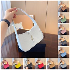 Bolso de hombro de moda Bolso de lujo Bolso Hobo de diseñador Forro de piel de cordero compacto Hardware dorado brillante Interior Bolsillo con cremallera Bolsos de cuero de cocodrilo