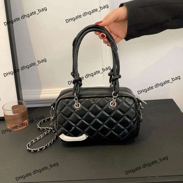 Sac à bandoulière à la mode pour femmes Crossbody Forme à 90% Factory Hot Vente en gros Nouvel Diamond Céche à bowling Bowling Zipper Tote Sac Handheld Luxury Chain Messenger