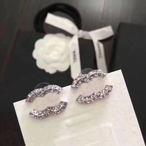 Fashion Silver Stud oorbellen Aretes orecchini voor vrouwen feest trouwliefhebbers Gift Designer sieraden met Fannel Bag