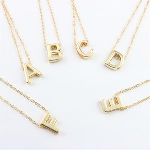 Mode eenvoudige A-Z eerste letter kettingen voor vrouwen gepersonaliseerd 26 alfabet goud zilveren bedels hanger choker ketting vrouwen sieraden cadeau