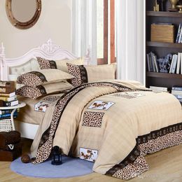 Juego de ropa de cama con patrón de tono marrón Simple a la moda, funda de edredón con estampado de leopardo, funda de almohada, juego de sábanas, funda de cama decorativa