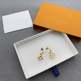 Mode eenvoudige oorbellen geschikt voor mannen vrouwen luxurys ontwerpers oor clip oren studs hoogwaardige 4 stijlen met diamant G2203224Z
