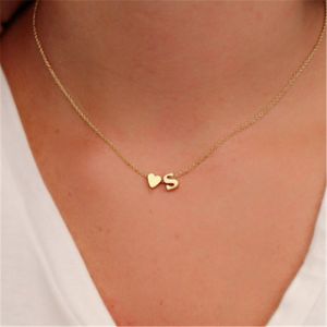 Mode eenvoudige hart initiële letter kettingen voor vrouwen gepersonaliseerd 26 alfabet goud zilver hanger choker ketting meisjes trendy sieraden