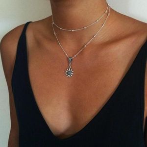 Mode Simple rétro personnalité tournesol pendentif multicouche femme collier en or femmes gothique Punk enseignant cadeau Chokers