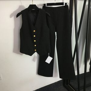 Mode Sans Manches Gilet Pantalon Taille Haute Pantalon Survêtement Bouton D'or Designer Survêtement Classique Charme Élégant Deux Pièces Manteau Pantalon