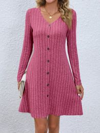 Fashion solide à coulé triètet mini robe femme bouton long manche une ligne robes d'automne dame streetwear robe 240412