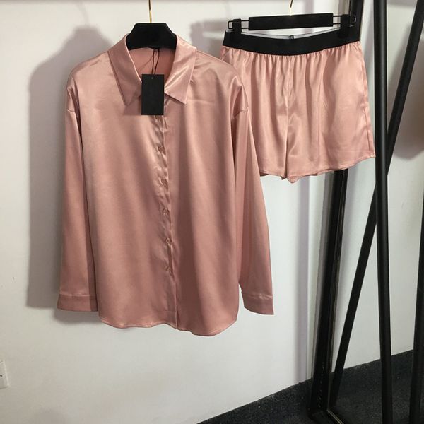 Camisas de sueño sólido de moda Shorts Diseñador de mujer Pajamas Conjunto de ropa de sueño informal de interior