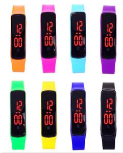 Fashion Sport LED Watch Candy Jelly Men Femmes Silicone Rubber Touch Sn Digital Imperphep Watches Bracelet Mirror Wristwatch2874011