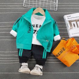 Mode Lente en Herfst Jongens Kleding Kinderjas Katoenen T-shirt Broek 3 Stuks / Set van kindersportkleding X0802