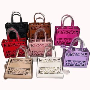 Mode Square Handtas Hollow Out for Dames Tote Tassen PU Leer Larg Capaciteit Zakken met canvas binnenzaktrendontwerp