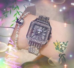 Moda Cuadrado Romano Tanque Dial Reloj de lujo Movimiento de cuarzo Reloj de anillo de diamantes de acero inoxidable completo Amantes de las mujeres de alta calidad Reloj de pulsera Accesorios geniales Regalos