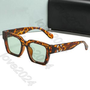 Lunettes de soleil carré de mode Men de conception de marque de luxe vintage Verres de soleil Femmes UV400 Numes OCULOS DE SOL LUNETTE DE SOLEIL