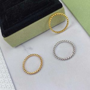 Mode staat voor ringen van hoge kwaliteit Paren nieuwe minimalistische kraal ring modieuze stijl dames sieraden met gewone Vanly