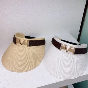 Fashion Straw Hat Damesvisor Designer Bucket Hats Mens Casquette Summer Beach Hats Grass Braid Sunhat Designers Women Wide Brim 290m