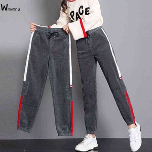 Mode Streetwear Épaissir Pantalon de survêtement en velours côtelé Femmes Casual Entraînement Pantalon coupe droite Vintage Stripe Patchwork Pantalon ample Y211115