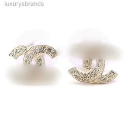 Boucles d'oreilles à la mode pour femmes, bijoux de styliste multicolores avec lettre C, diamant, cadeaux de mariage, f60p