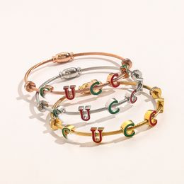 Pulseras de estilo de moda Mujer Brazalete de cristal Diseñador Marca Carta Joyería Chapado en oro Acero inoxidable Amantes de la boda Brazaletes de regalo 3 colores