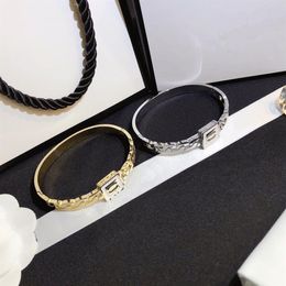 Mode-Stil Armbänder Frauen Gold Armreif Luxus Designer Schmuck Kristall 18K vergoldet 925 Silber vergoldet Edelstahl Weddin294K