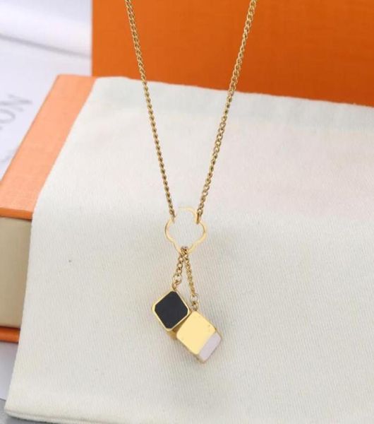 Style de mode Lady Femmes Titanium Steel Collier Long Gravé V Fleur Double Couleur Dice Pendant Charm bijoux No Box4014260