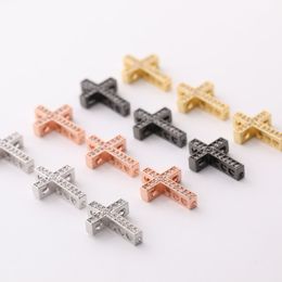 Mode handgemaakte micro pave zirkoon goud / zilver / zwart koper kruis metalen charme voor diy sieraden maken