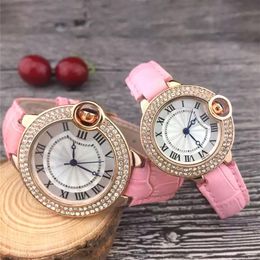 Mode Stijl Vrouwen Horloges Mannen Horloge Lederen Band Diamanten Kast Quartz Horloge Iced Out Glanzende Steen Splash Waterproof269r