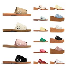 Mode Zomer Platte Mule Woody Sandalen Beroemde Vrouwen Designer Slides Geborduurd Linnen Hoge Hak Loafers Schoenen Sliders Espadrille Wedge Coach Slippers Wit Zwart