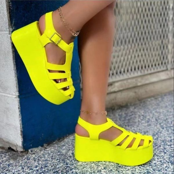 Fashion Summer Ins Gladiator Women Platform Sandals Band estrecha Hollow Out Baotou Rome Buckle Store Design