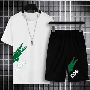 Fashion Summer Mens T-shirt Tracksuit Short Shorts à manches courtes Suit 2 pièces Pantalons de plage T-shirt Classic 2pcs Sports Casual Cost M-5xl