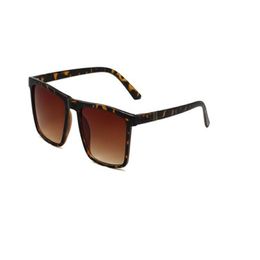 Mode zonnebril 881 Max Letter Travel Zonnemaat Eyewear Woman Sunglasses Designer Adumbral Girl Sunglass2806
