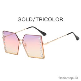 Модные солнцезащитные очки Дизайнерские квадратные солнцезащитные очки в стиле ретро Женские солнцезащитные очки для женщин люксового бренда без оправы с океанскими линзами и большими тенями