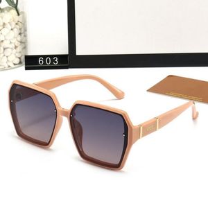 Gafas de sol de moda para hombres Gafas de sol de diseño de lujo Mujer 2023 Gafas polarizadas clásicas resistentes a UV400 Conducción Gafas de sol para mujer en la playa