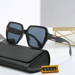 Gafas de sol de moda para mujeres y hombres, gafas de diseñador de verano, gafas polarizadas, montura grande, gafas de sol negras vintage de gran tamaño para mujeres, gafas masculinas