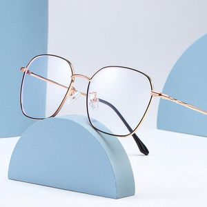 Lunettes de soleil de mode Cadres Anti-Blue Ray Retro Full Rim Polygonal Eyewear Pour Unisex Metal Frame Lunettes Optique Spectacles Arrivée Vente