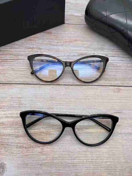 Marcos de gafas de sol de moda Marco de gafas de diseñador Red de moda para mujer Placa negra roja Ojo de gato El marco de lente de luz azul liso puede combinar con miopía CH3393 BILP