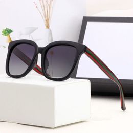 Mode Zonnebril Frames zonnebril Gradiënt Kleuren Vierkant Unisex Een stuk UV400 Shades Mode zonnebril Voor Vrouwen Mannen