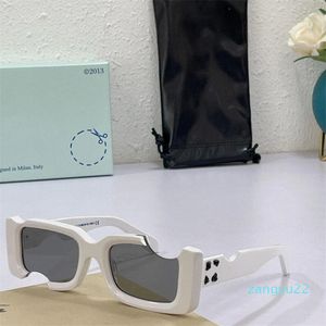 Lunettes de soleil de mode créatrice de luxe pour hommes et femmes style cool plaque épaisse épaisse noire blanche carrée lunettes de lunettes