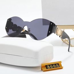 Gafas de sol de moda Hombre Mujer Goggle Beach Gafas de sol UV400 7 Color Opcional Gafas de sol de calidad superior Hombres Sunglasse para mujeres con estuche 6008