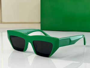 Lunettes de soleil de mode hommes avant-garde cadre extérieur futuriste jambes stéréoscopiques 3D personnalité mode charme unique Taille 53 21 145 lunettes de soleil pour dames de couleur