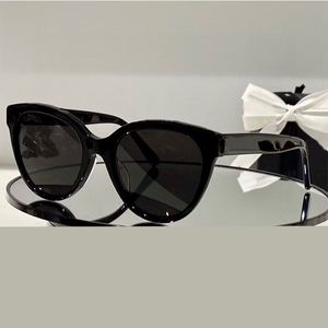 Fashion Quality Sunglasses Sold with Box Packaging Quality Eye Shades for Sales Unisex