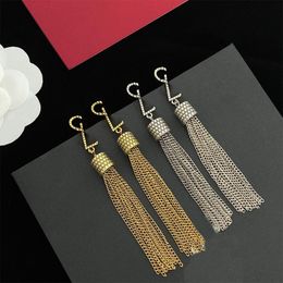 Fashion Tassel oorbellen beschikbaar in Sier en Gold Classic Earring voor mensen die Charm 2 kleuren matchen