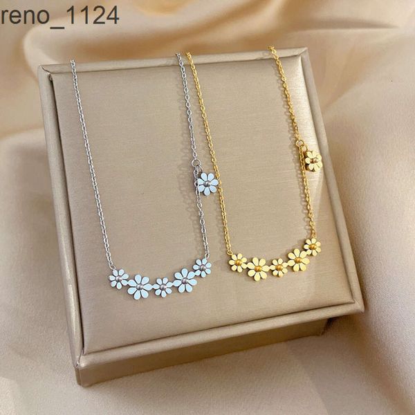 Collar de moda para adolescentes, joyería de acero de titanio, chapado en oro Real, 6 collares de flores para mujeres y niñas, regalo dulce al por mayor