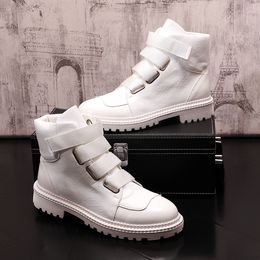 Moda Botas de calzado de pie gruesos Botas Primavera Autumn Men's Business Wedding Zapatos de boda High Top Flat Blanco sin deslizamiento Casual Sneakers x28